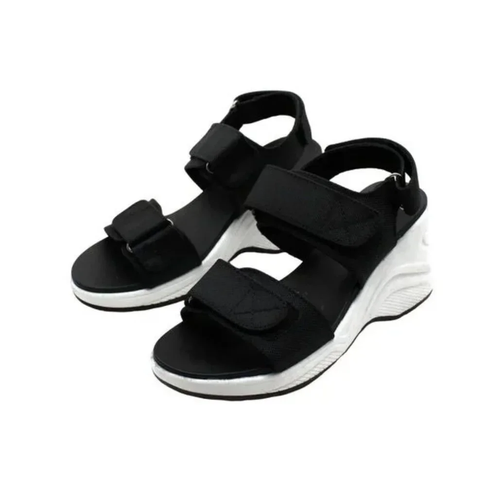 Sandals - Picture 3 of 8